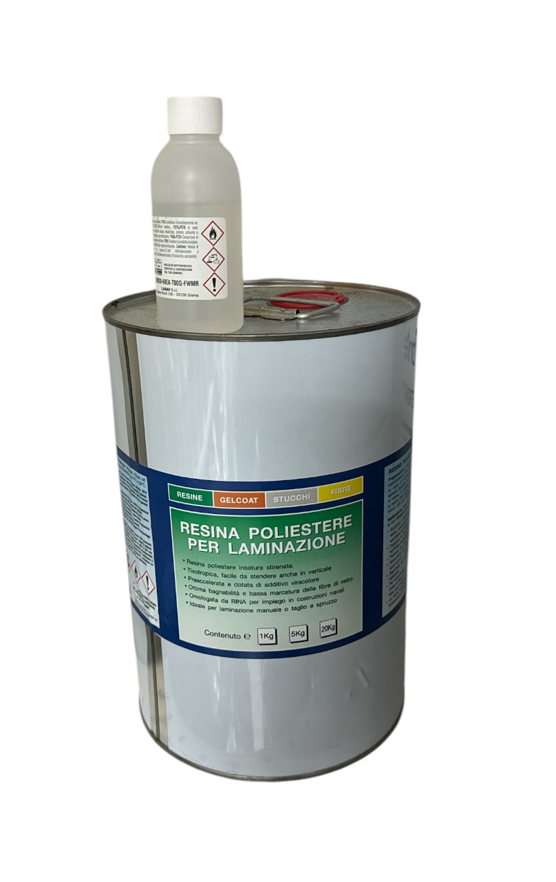 Resina Poliestere con catalizzatore